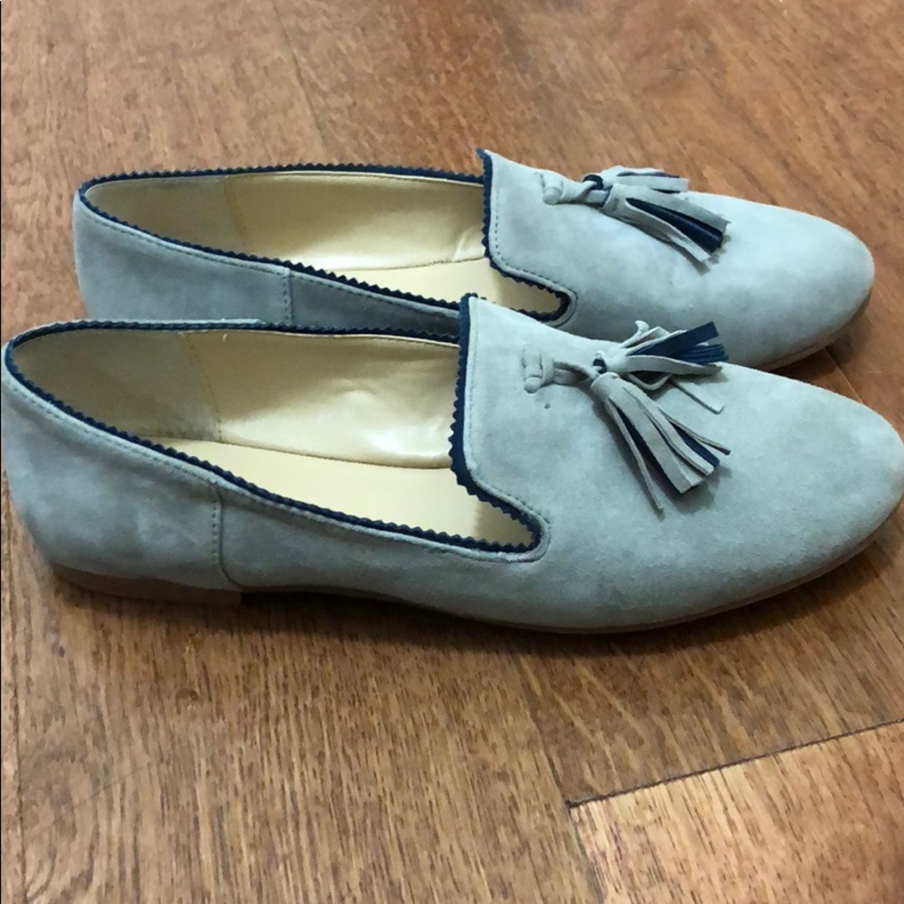 Shoes - Picture 4 of 4